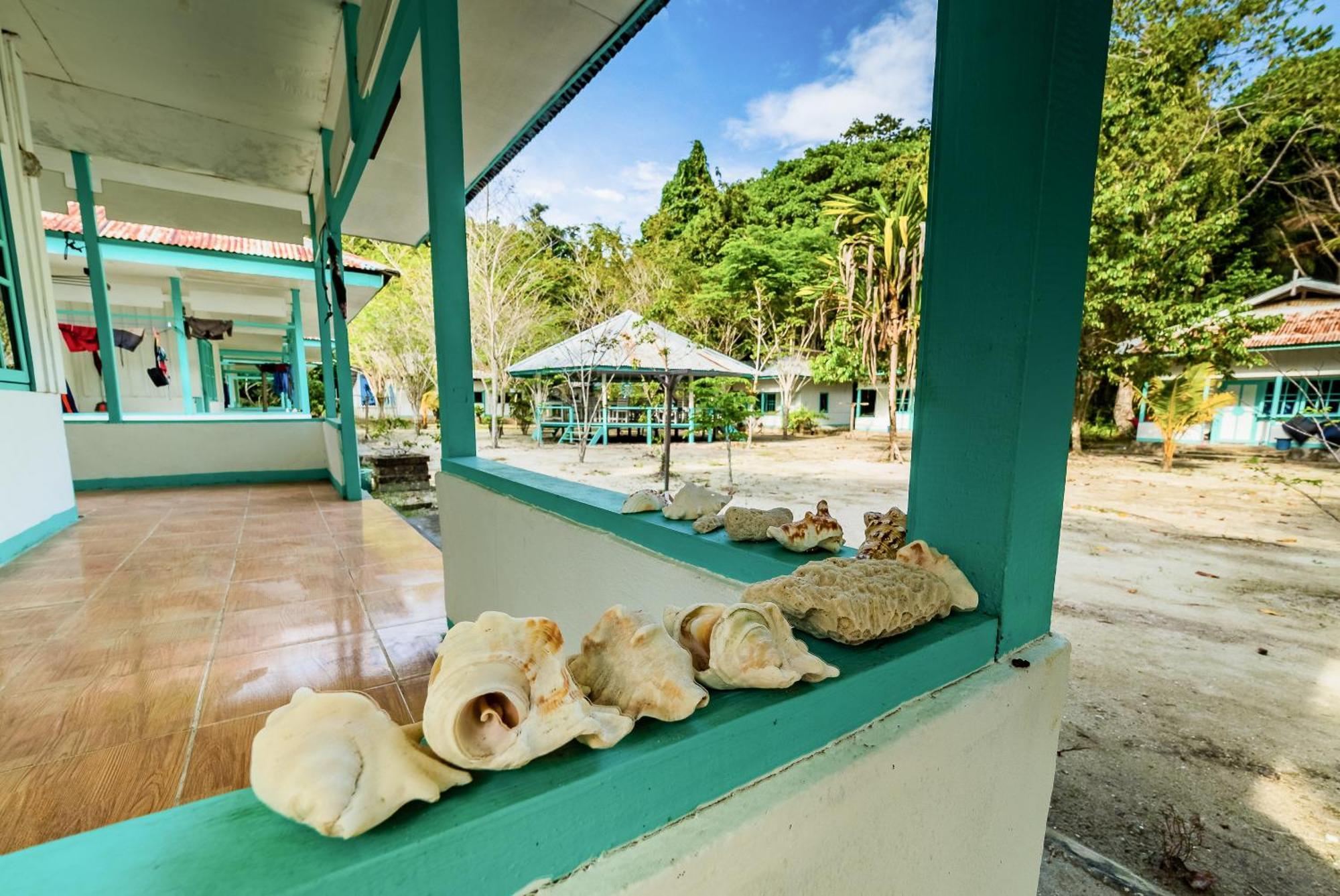Scuba Republic Beach Bungalows Tapokreng ภายนอก รูปภาพ