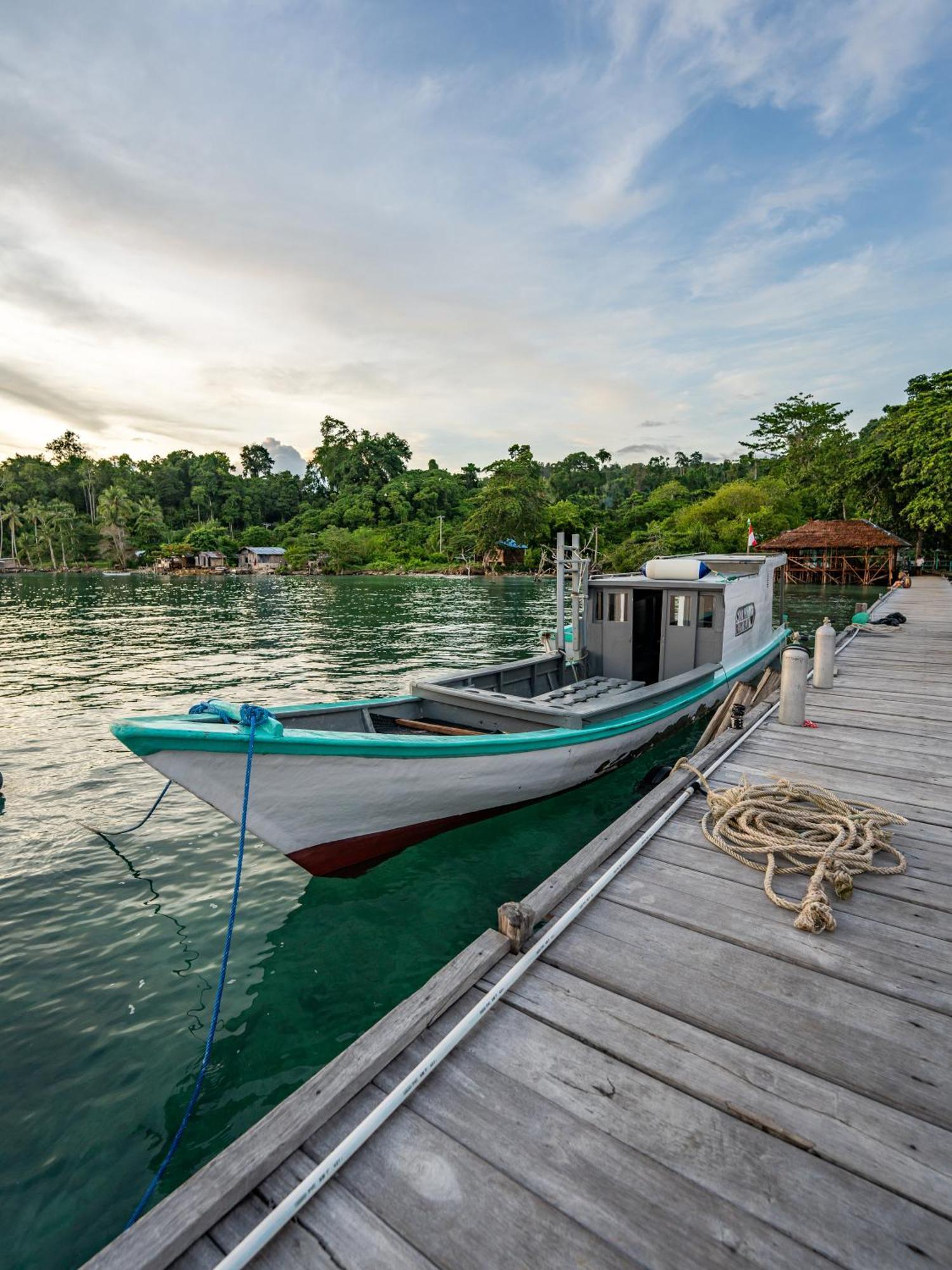 Scuba Republic Beach Bungalows Tapokreng ภายนอก รูปภาพ